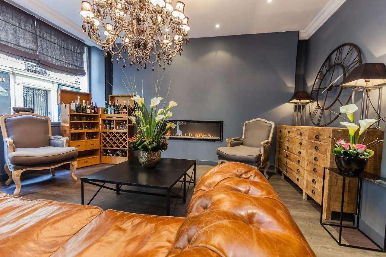 ***  Atelier Montparnasse Hotel Paris France